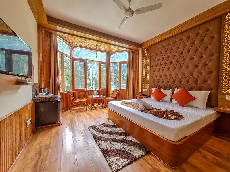 3 star hotels in manali -Hotel Mountain Top-Family Suit Room